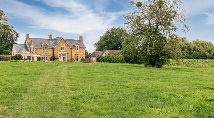 Photo of Honey Stone