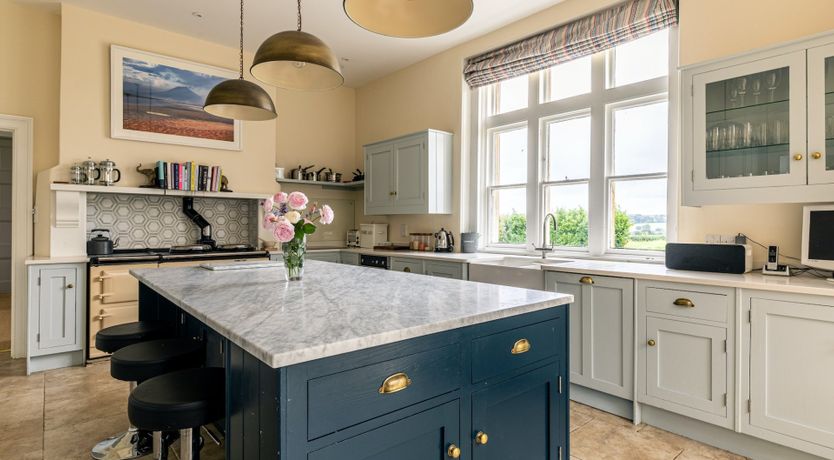 Photo of Honey Stone