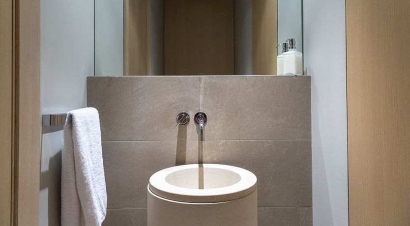 Photo of The Crystal Decanter