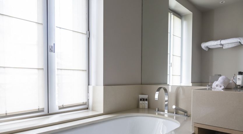 Photo of The Crystal Decanter