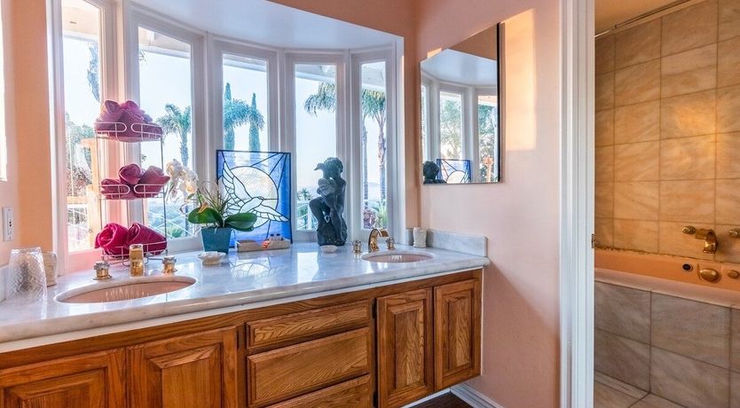 Photo of Dancing In The Moonlight