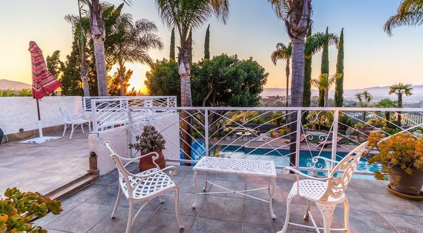 Photo of Dancing In The Moonlight