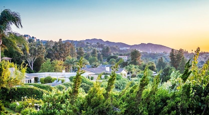 Photo of Dancing In The Moonlight