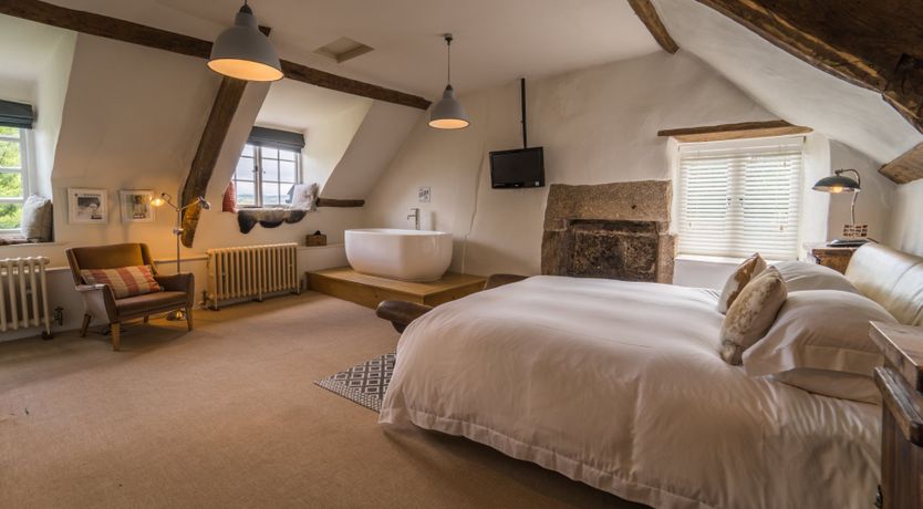 Photo of Earth & Fire