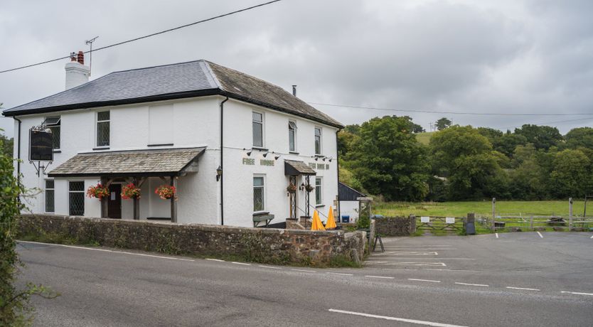 Photo of Earth & Fire