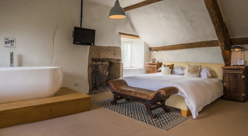 Photo of Earth & Fire