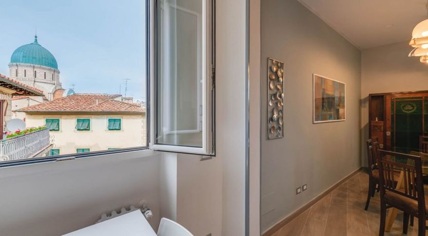 Photo of Ambrosia Square