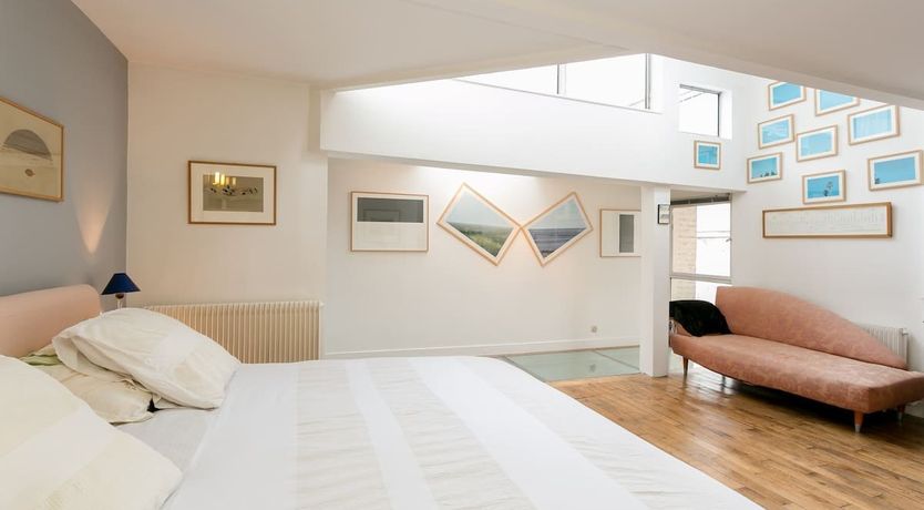 Photo of The Paris Skylight