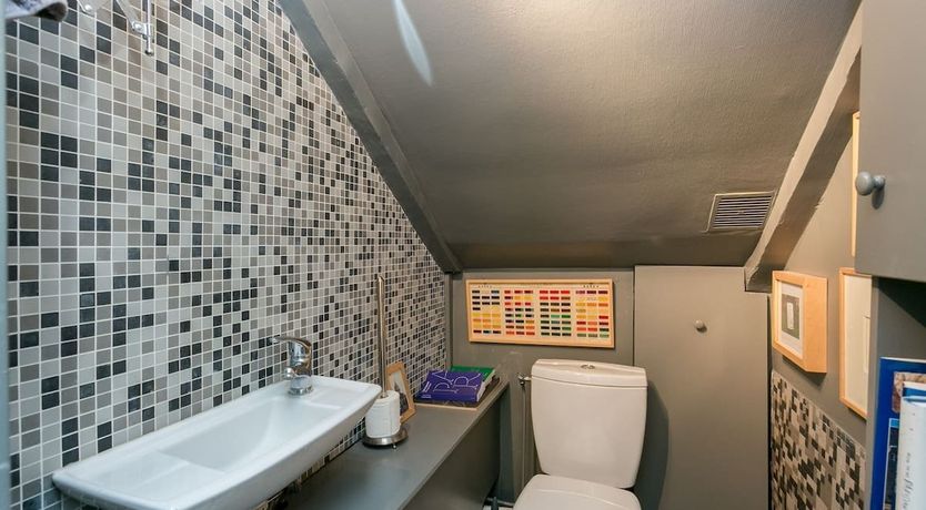 Photo of The Paris Skylight