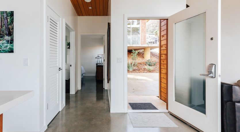 Photo of Sycamore Cove