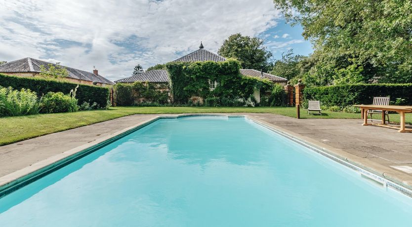 Photo of Sense & Sensibility