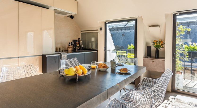 Photo of Bacon's Enigma