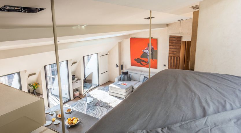 Photo of Bacon's Enigma