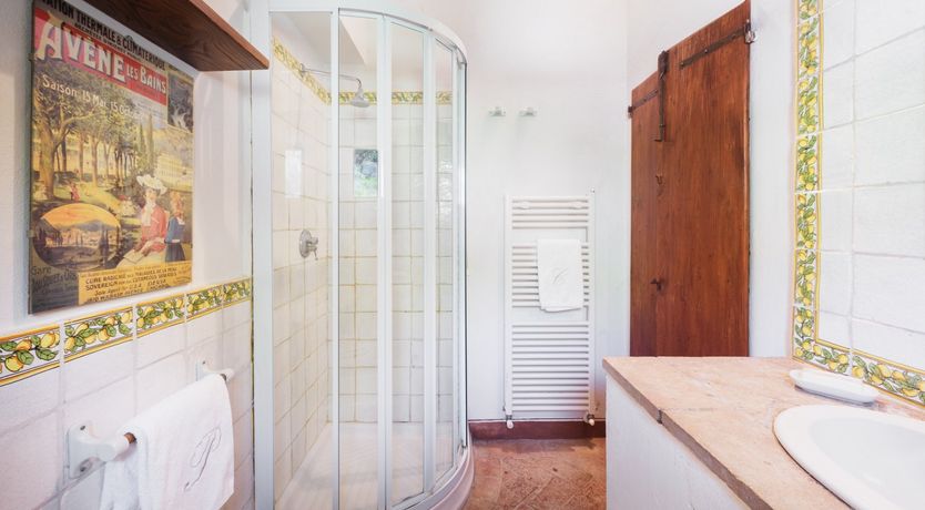 Photo of A Touch Of Ivy