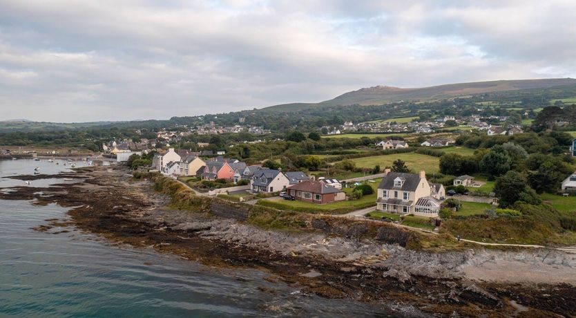 Photo of Major House