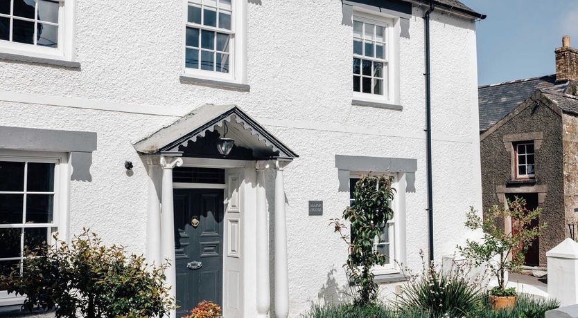 Photo of Major House