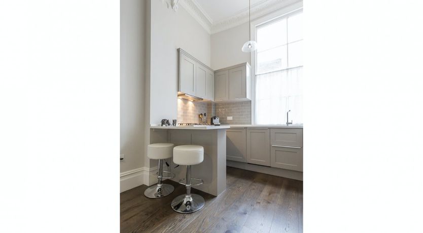 Photo of The Dancing Lady