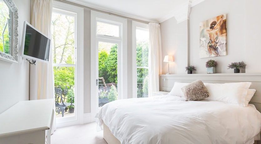 Photo of The Dancing Lady