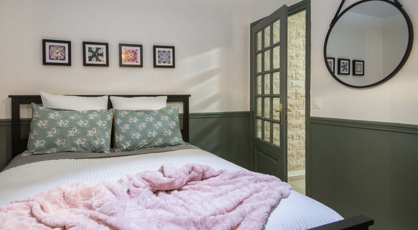 Photo of Blue Feathers