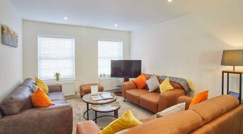 Photo of Bumblebee Jasper