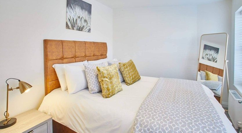 Photo of Bumblebee Jasper