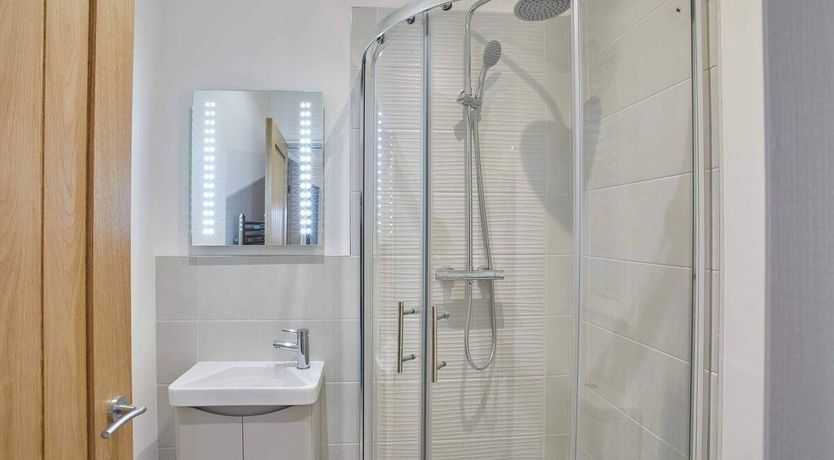 Photo of Bumblebee Jasper