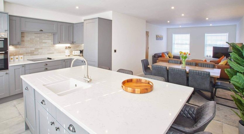 Photo of Bumblebee Jasper