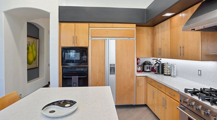 Photo of Shimmering Sienna