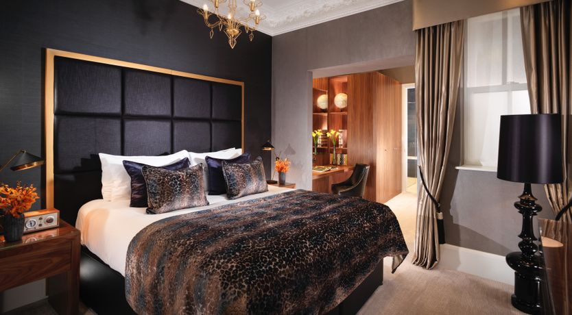 Photo of The Mayfair Suite I