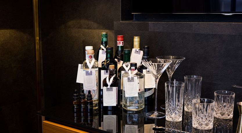 Photo of The Mayfair Suite I