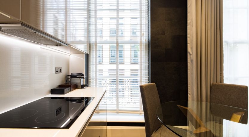 Photo of The Mayfair Suite I