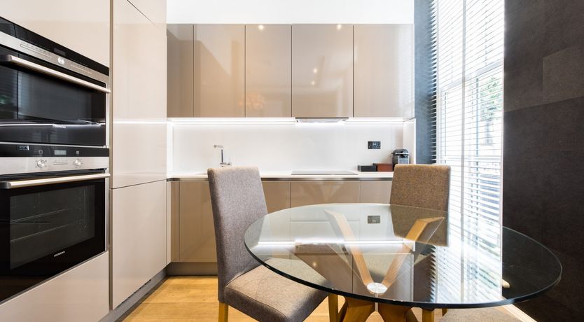 Photo of The Mayfair Suite I