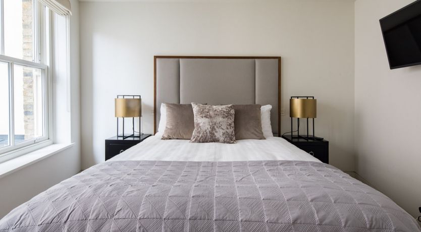 Photo of Obsidian Shine