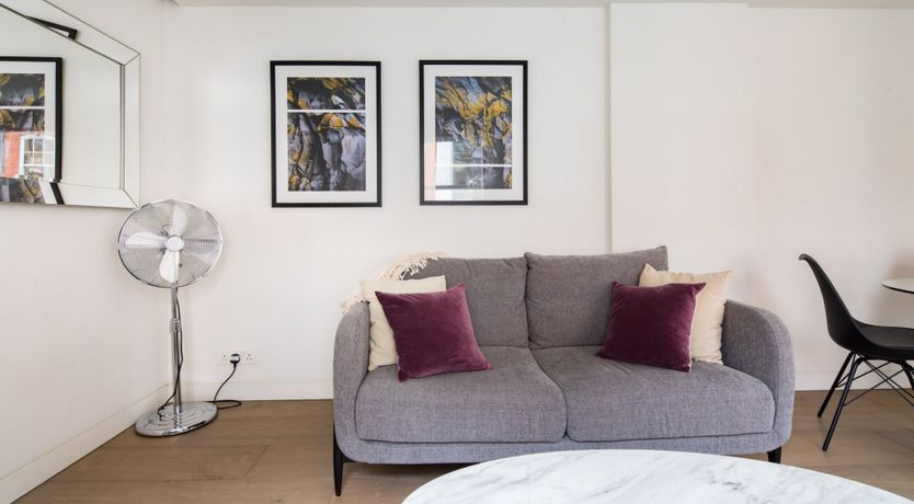 Photo of Obsidian Shine