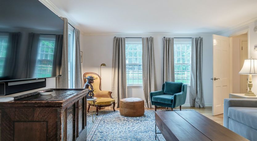 Photo of Crop And Saddle