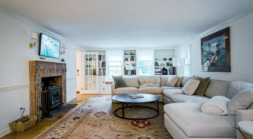 Photo of Crop And Saddle