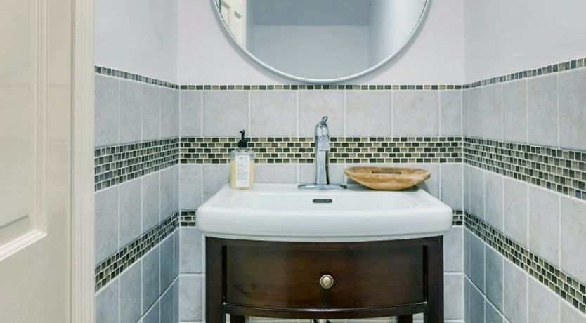 Photo of Crop And Saddle