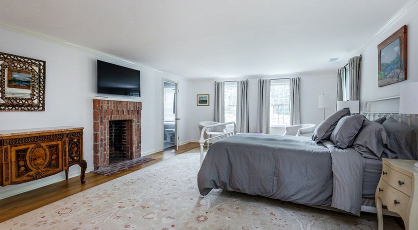 Photo of Crop And Saddle