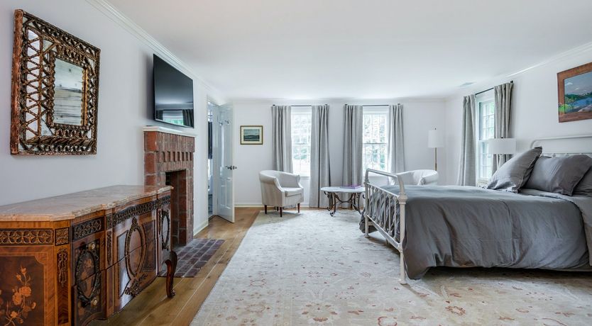 Photo of Crop And Saddle