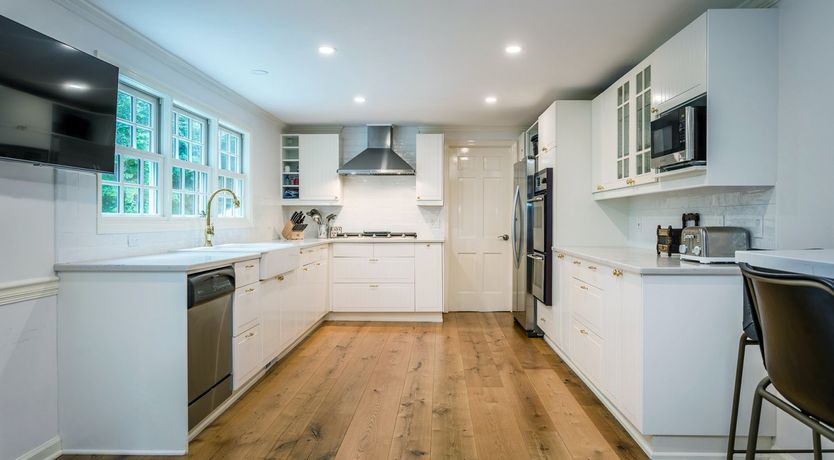 Photo of Crop And Saddle