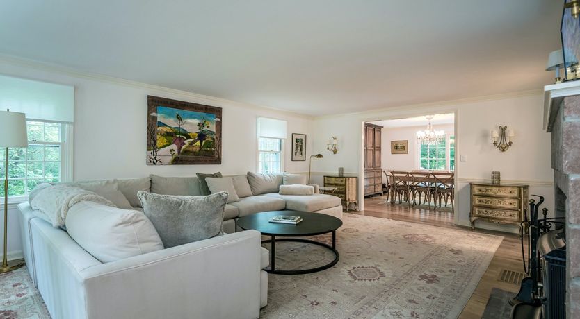 Photo of Crop And Saddle