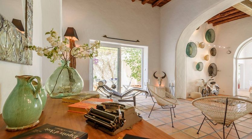 Photo of Driftwood Dreams