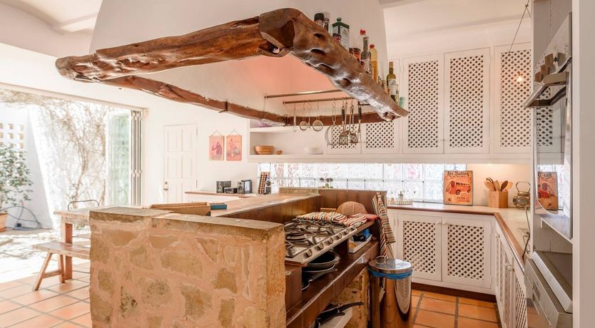 Photo of Driftwood Dreams