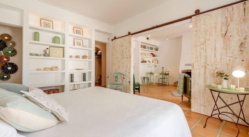 Photo of Driftwood Dreams