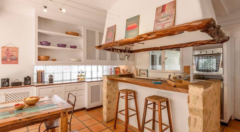 Photo of Driftwood Dreams