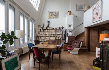 Reader's Retreat Apartment