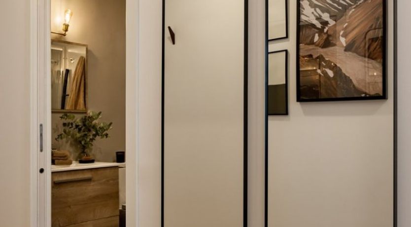 Photo of Angel in Anthracite