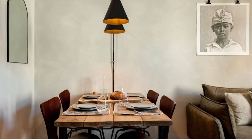 Photo of Angel in Anthracite