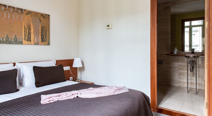 Photo of Violet Willow