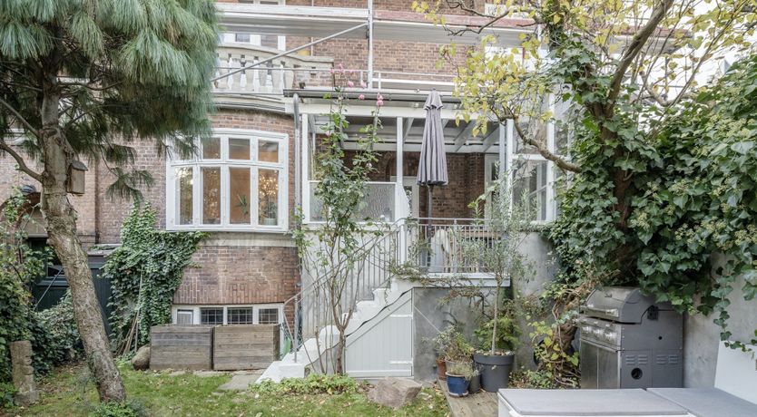 Photo of Look At You